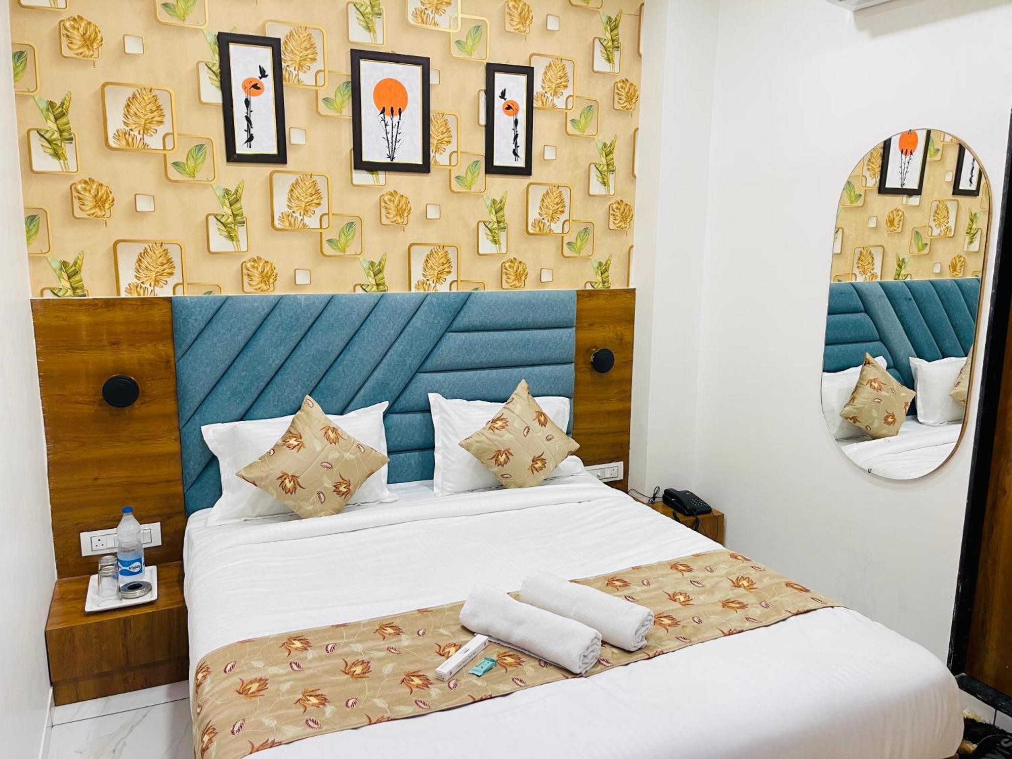 Hotel Avenue Sky Ahmedabad Ngoại thất bức ảnh
