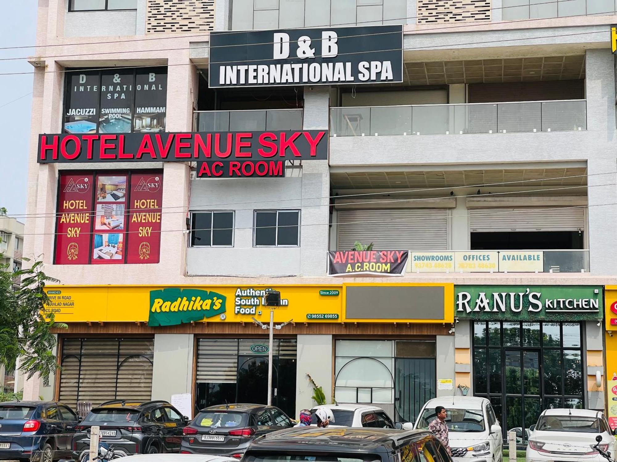 Hotel Avenue Sky Ahmedabad Ngoại thất bức ảnh